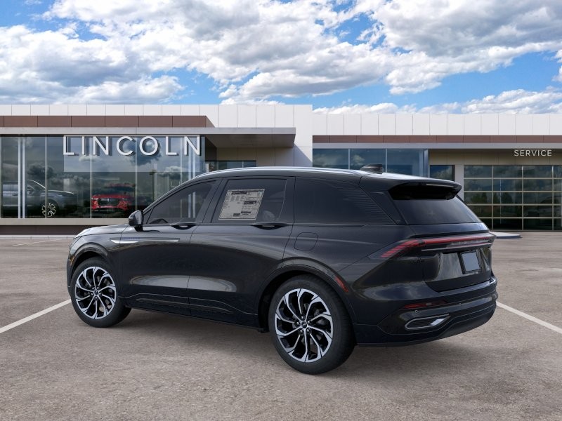 Lincoln Nautilus Vehicle Full-screen Gallery Image 04