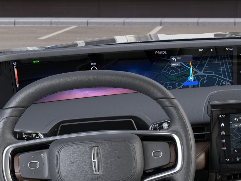 Lincoln Nautilus Vehicle Full-screen Gallery Image 13