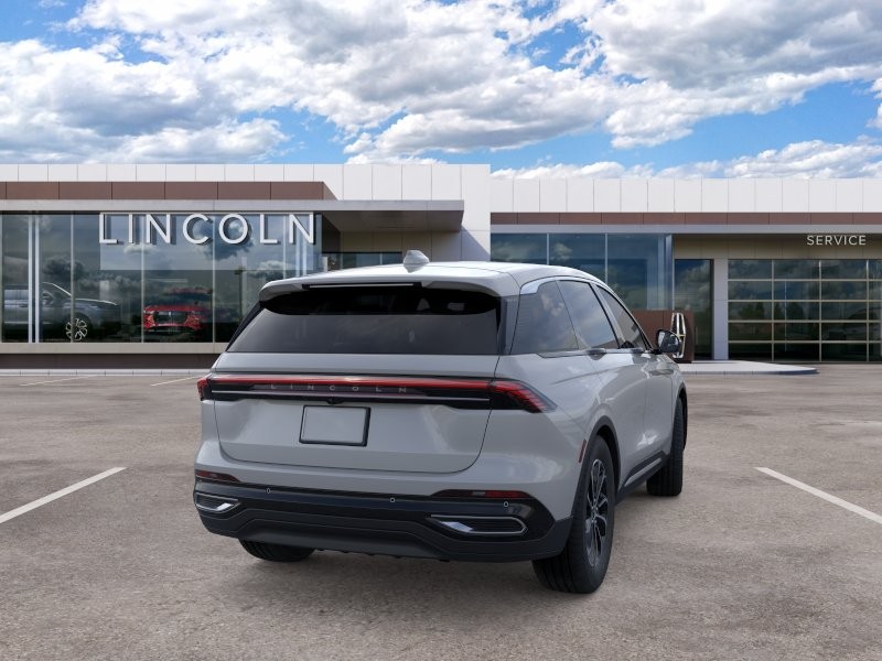 Lincoln Nautilus Vehicle Full-screen Gallery Image 08