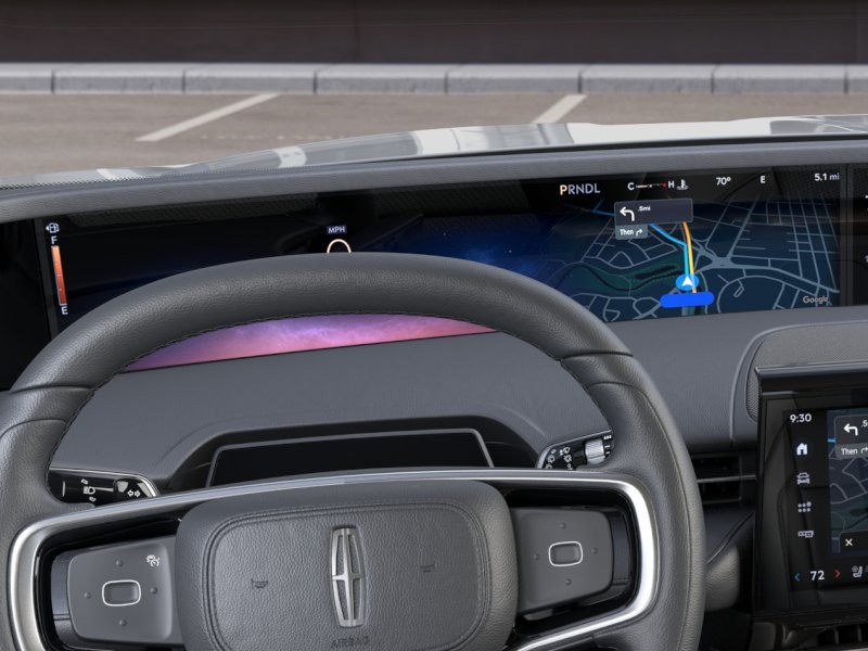 Lincoln Nautilus Vehicle Full-screen Gallery Image 13