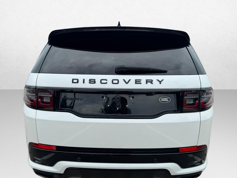 Land Rover Discovery Sport Vehicle Full-screen Gallery Image 06