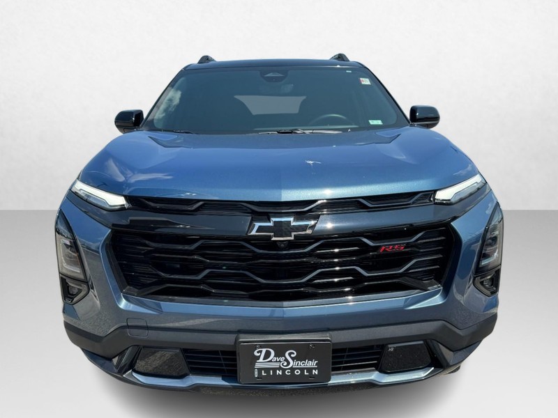 Chevrolet Equinox Vehicle Full-screen Gallery Image 02