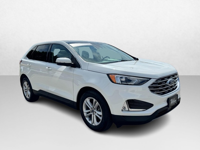 Ford Edge Vehicle Full-screen Gallery Image 03
