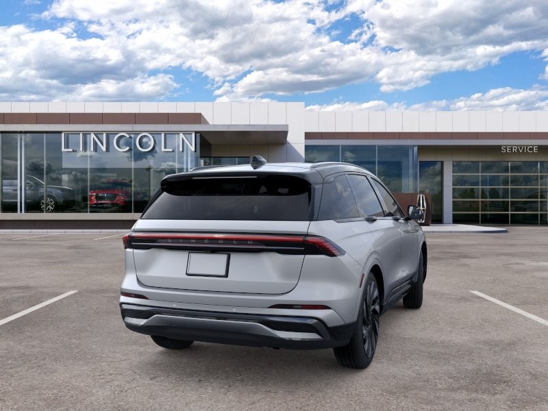 Lincoln Nautilus Vehicle Full-screen Gallery Image 08