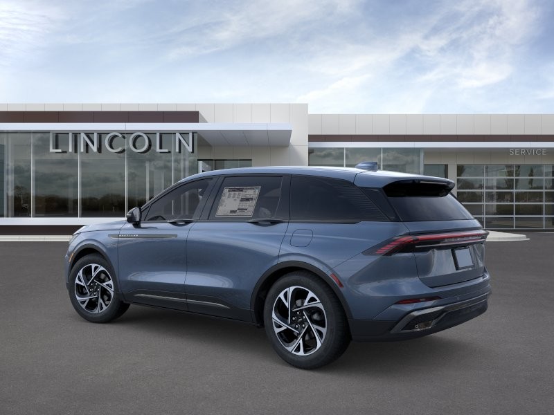 Lincoln Nautilus Vehicle Full-screen Gallery Image 04