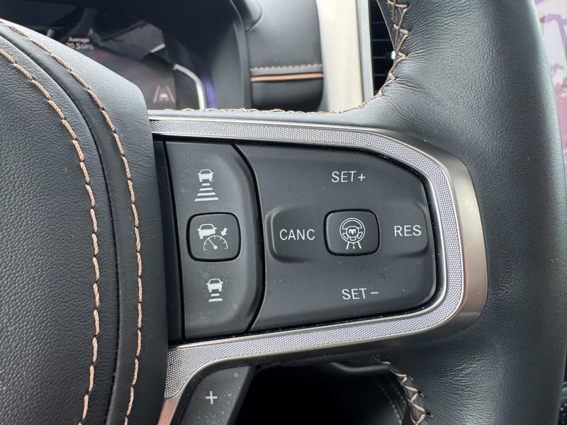 Ram 1500 Vehicle Full-screen Gallery Image 19