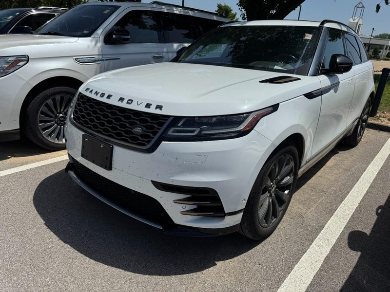 Land Rover Range Rover Velar Vehicle Full-screen Gallery Image 03