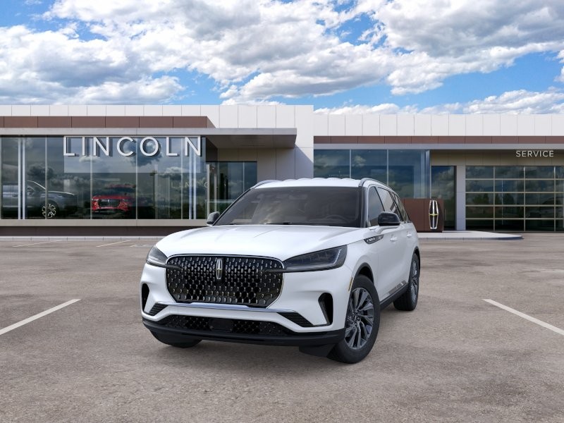 Lincoln Aviator Vehicle Full-screen Gallery Image 02