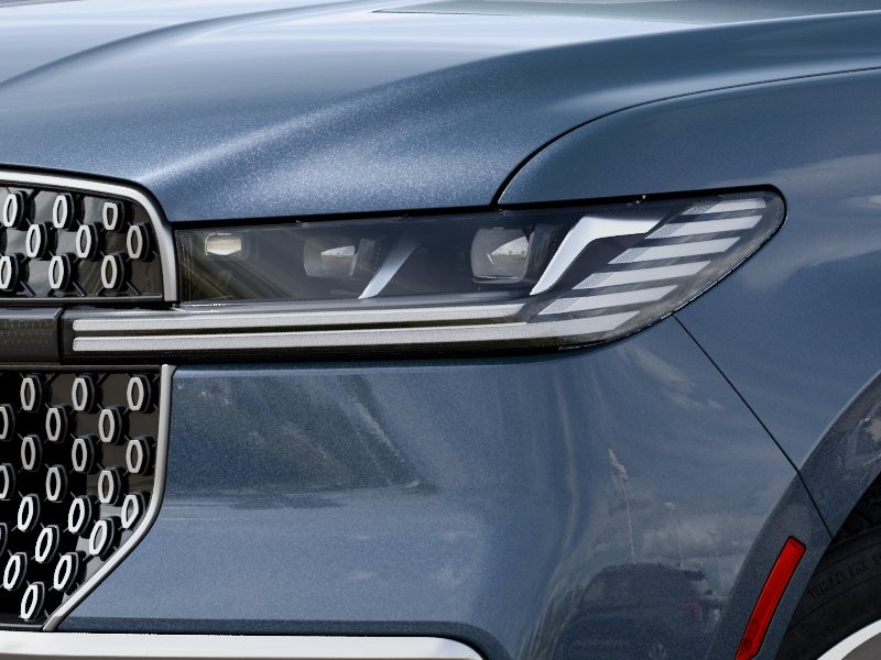Lincoln Navigator Vehicle Full-screen Gallery Image 18