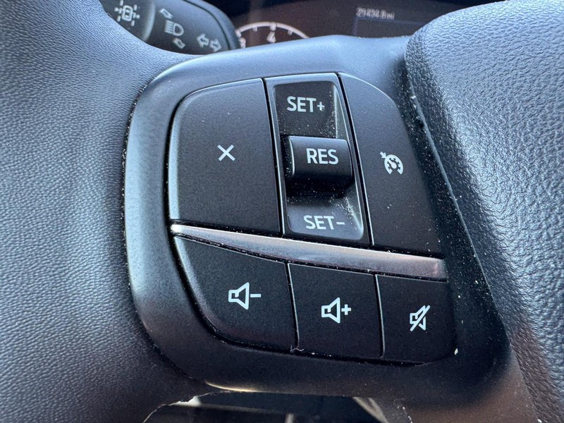 Ford Maverick Vehicle Full-screen Gallery Image 18