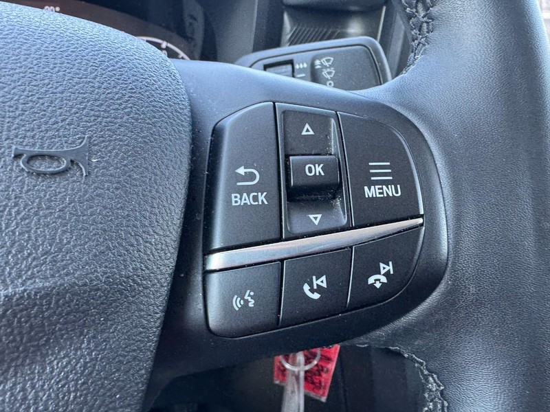 Ford Maverick Vehicle Full-screen Gallery Image 19