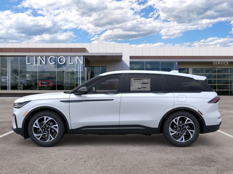 Lincoln Nautilus Vehicle Full-screen Gallery Image 03