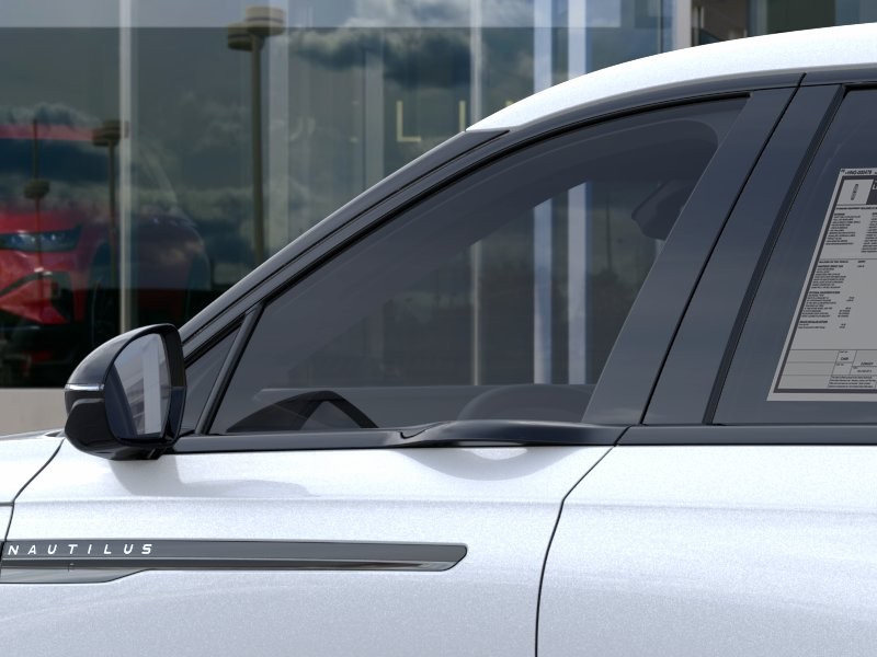 Lincoln Nautilus Vehicle Full-screen Gallery Image 20