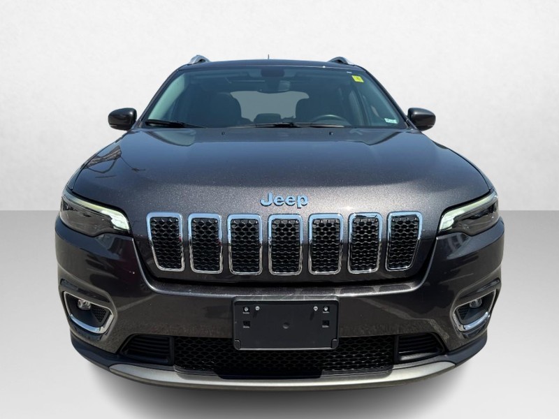 Jeep Cherokee Vehicle Full-screen Gallery Image 02