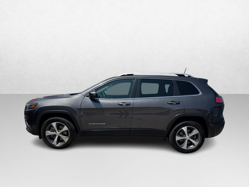Jeep Cherokee Vehicle Full-screen Gallery Image 08
