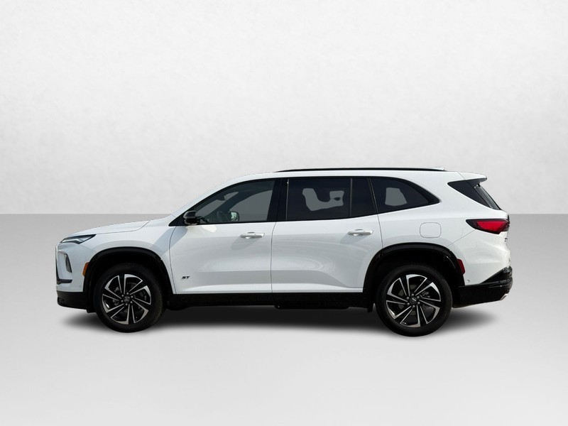 Buick Enclave Vehicle Full-screen Gallery Image 08