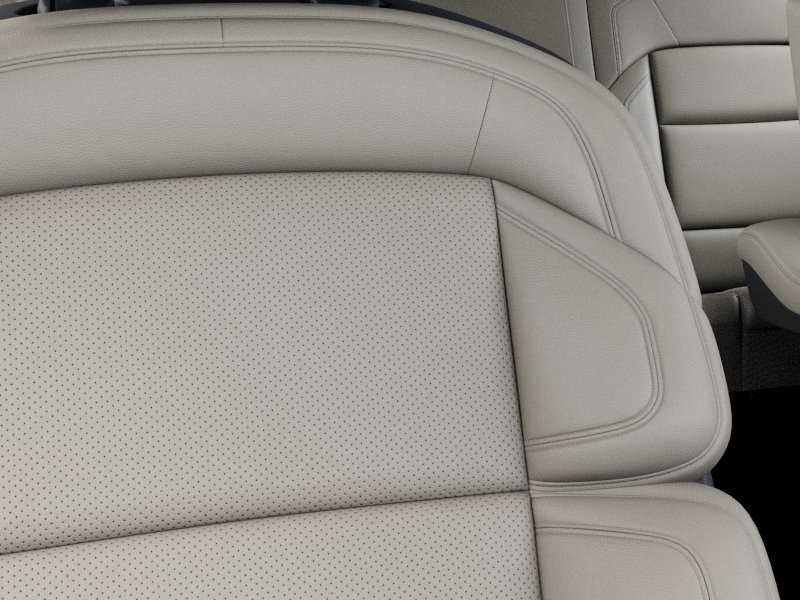 Lincoln Navigator L Vehicle Full-screen Gallery Image 16