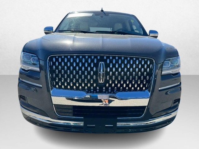2024 Lincoln Navigator L Black Label thumbnail image 02