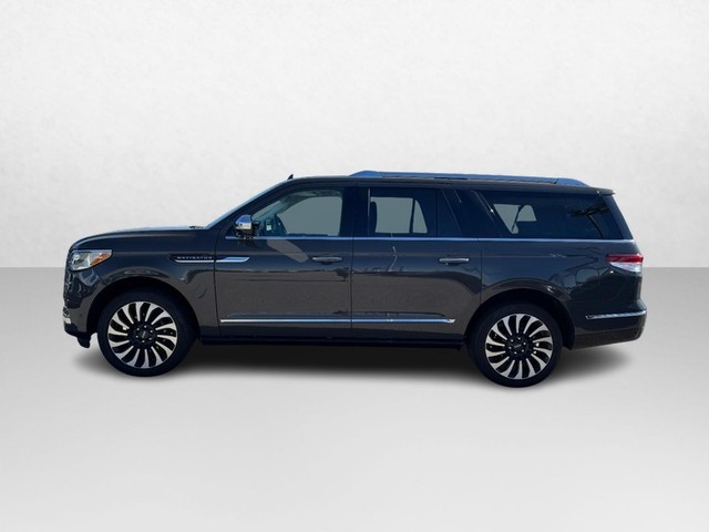 2024 Lincoln Navigator L Black Label thumbnail image 08