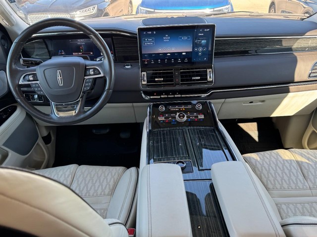 2024 Lincoln Navigator L Black Label thumbnail image 09