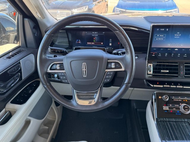 2024 Lincoln Navigator L Black Label thumbnail image 10