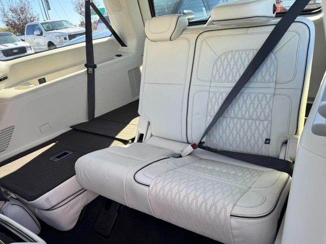 2024 Lincoln Navigator L Black Label thumbnail image 13