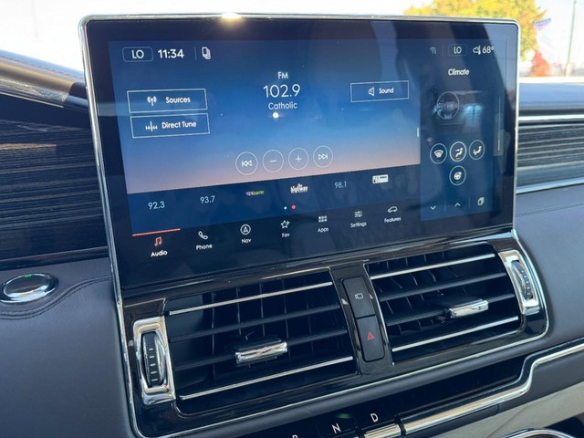 2024 Lincoln Navigator L Black Label thumbnail image 16