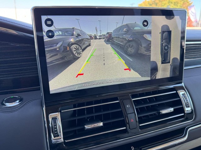 2024 Lincoln Navigator L Black Label thumbnail image 24
