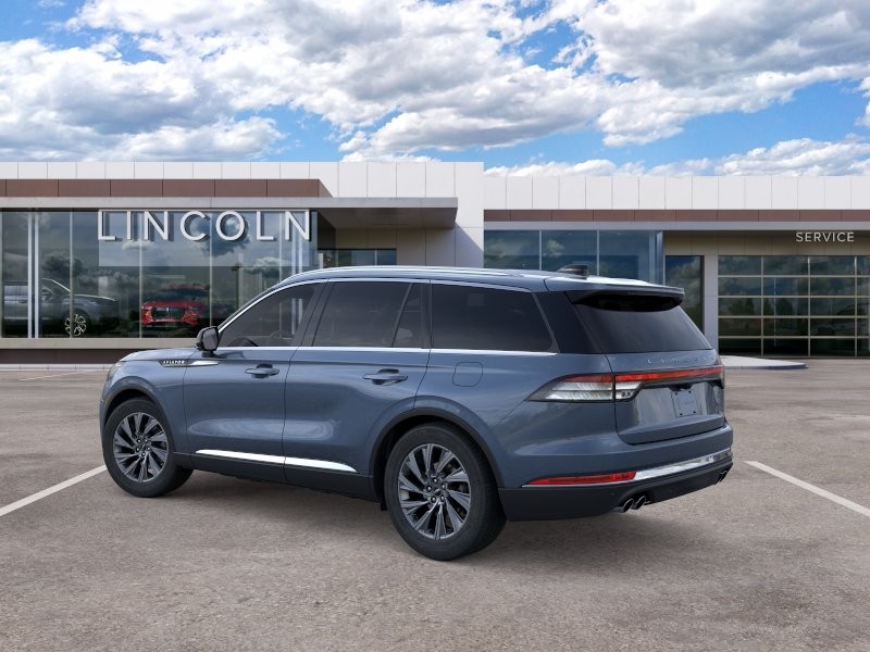 Lincoln Aviator Vehicle Full-screen Gallery Image 04