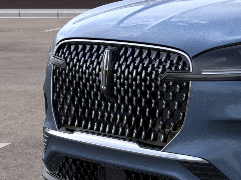 Lincoln Aviator Vehicle Full-screen Gallery Image 17