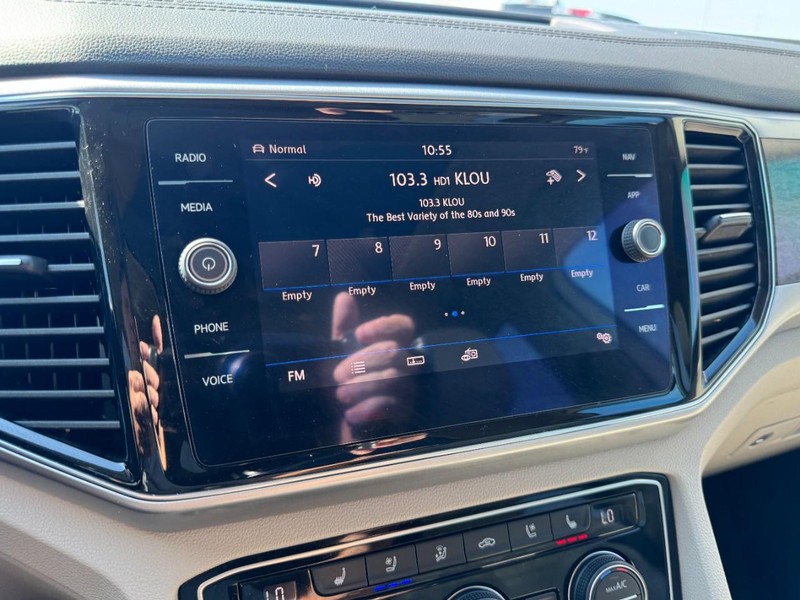 Volkswagen Atlas Vehicle Full-screen Gallery Image 20