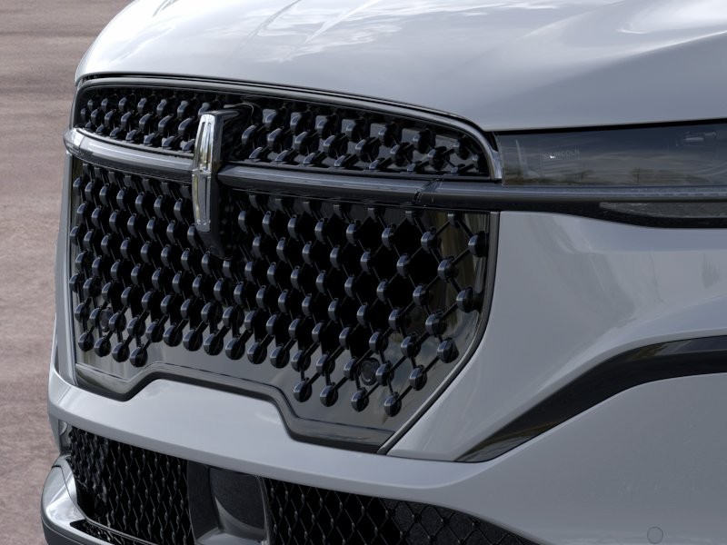 Lincoln Nautilus Vehicle Full-screen Gallery Image 17