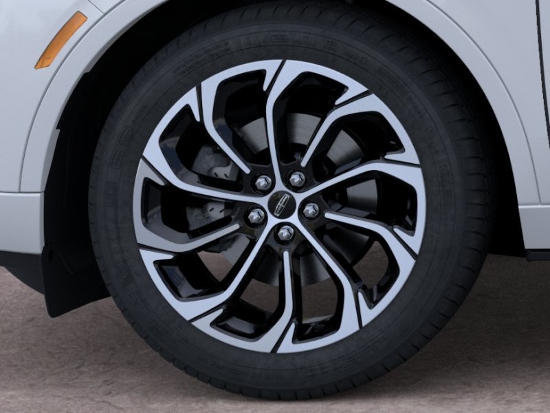 Lincoln Nautilus Vehicle Full-screen Gallery Image 19
