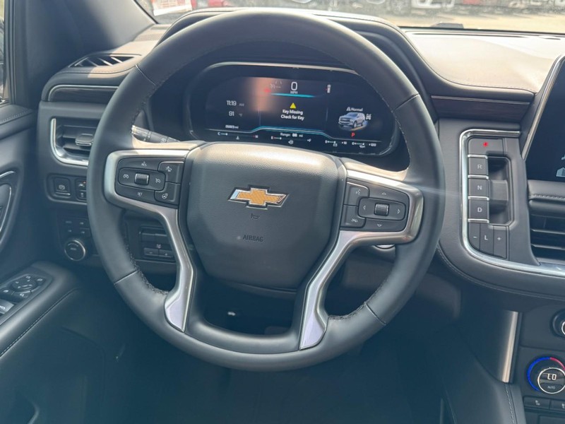Chevrolet Tahoe Vehicle Full-screen Gallery Image 10