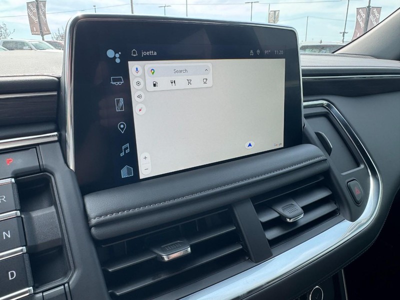 Chevrolet Tahoe Vehicle Full-screen Gallery Image 24
