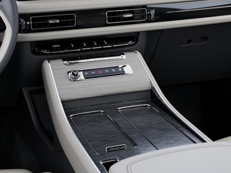 Lincoln Aviator Vehicle Full-screen Gallery Image 15