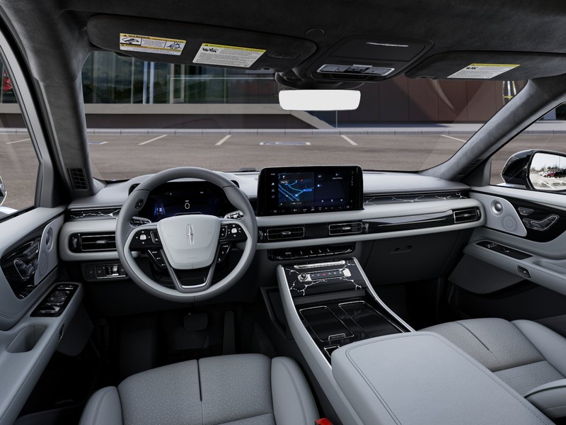 Lincoln Aviator Vehicle Full-screen Gallery Image 09