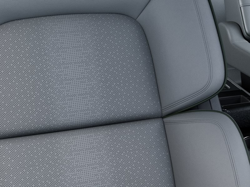 Lincoln Aviator Vehicle Full-screen Gallery Image 16