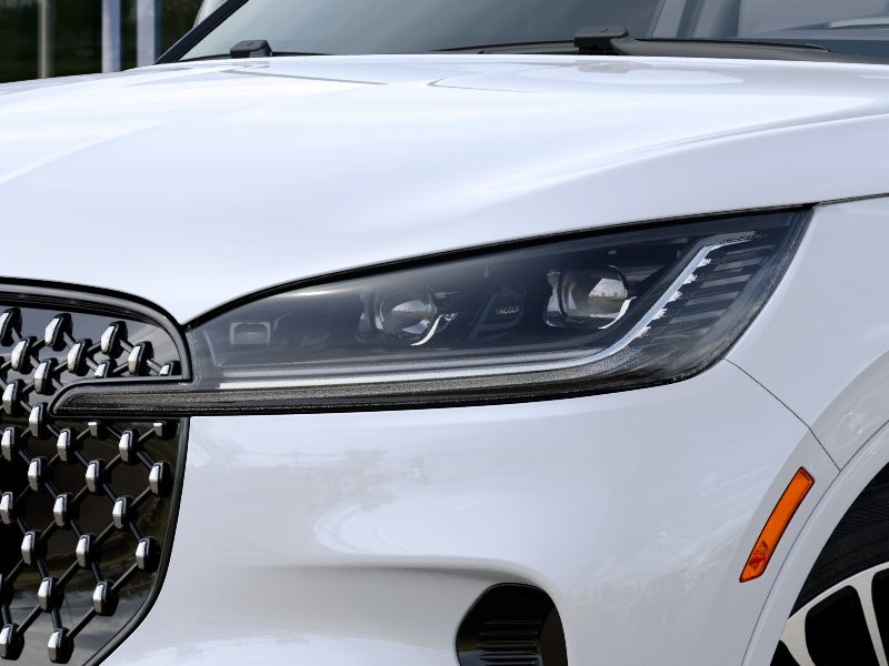 Lincoln Aviator Vehicle Full-screen Gallery Image 18