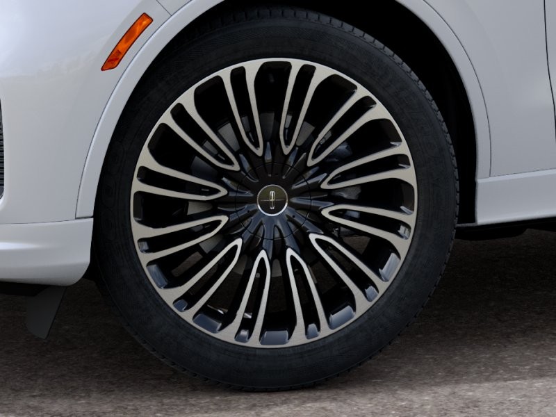 Lincoln Aviator Vehicle Full-screen Gallery Image 19