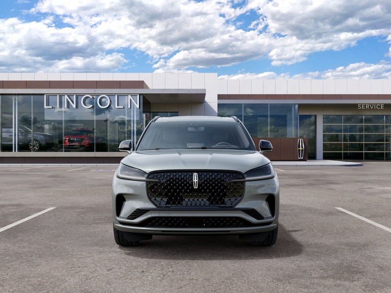 Lincoln Aviator Vehicle Full-screen Gallery Image 03