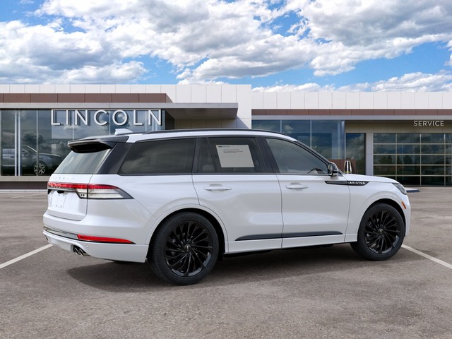 2027 Lincoln Aviator Leather thumbnail image 06