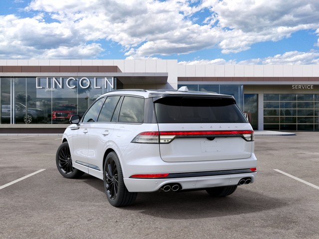 2027 Lincoln Aviator Leather thumbnail image 08