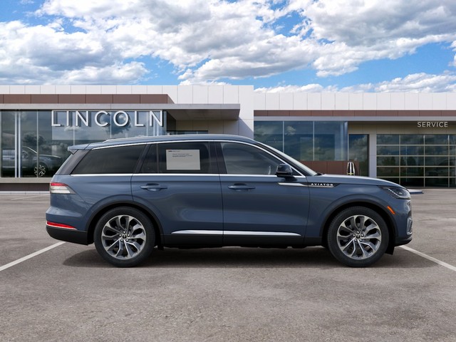 2027 Lincoln Aviator Leather thumbnail image 05