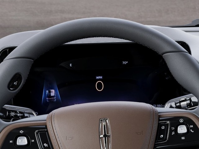2027 Lincoln Aviator Leather thumbnail image 13