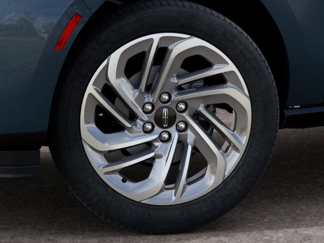 2027 Lincoln Navigator L Reserve thumbnail image 19
