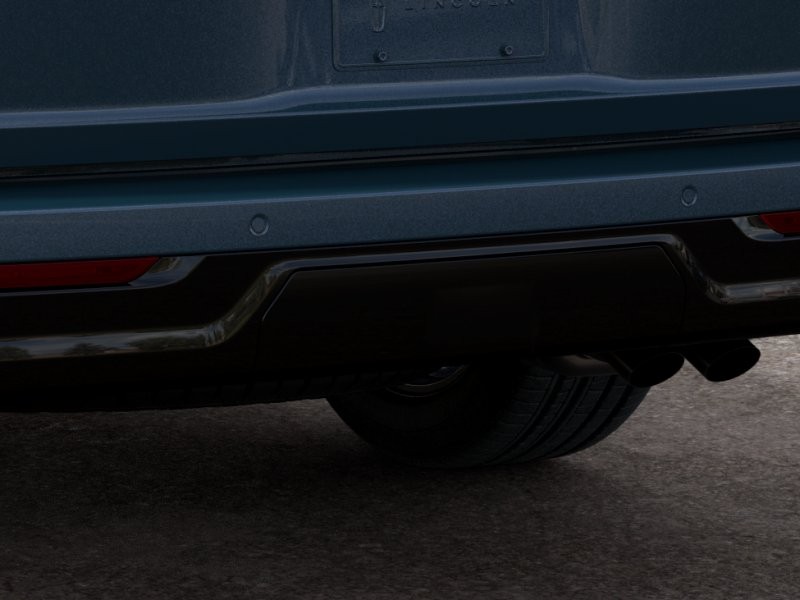 Lincoln Navigator L Vehicle Full-screen Gallery Image 23
