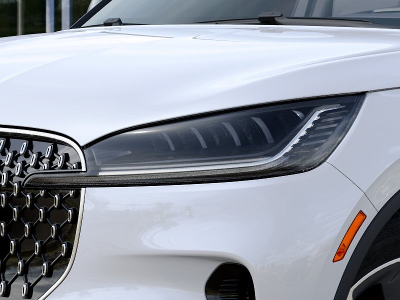 Lincoln Aviator Vehicle Full-screen Gallery Image 18