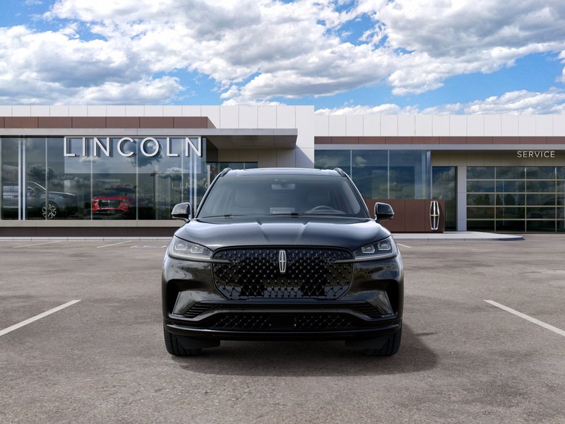 Lincoln Aviator Vehicle Full-screen Gallery Image 03