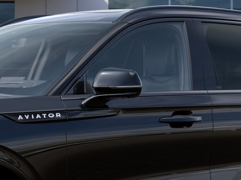 Lincoln Aviator Vehicle Full-screen Gallery Image 20